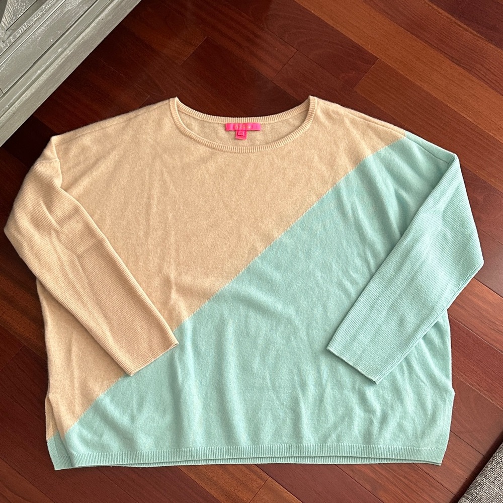Lilly Pulitzer Beige and Light Blue Sweater